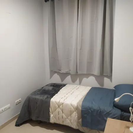 Tranquil A La Vora Del Delta De L'ebre